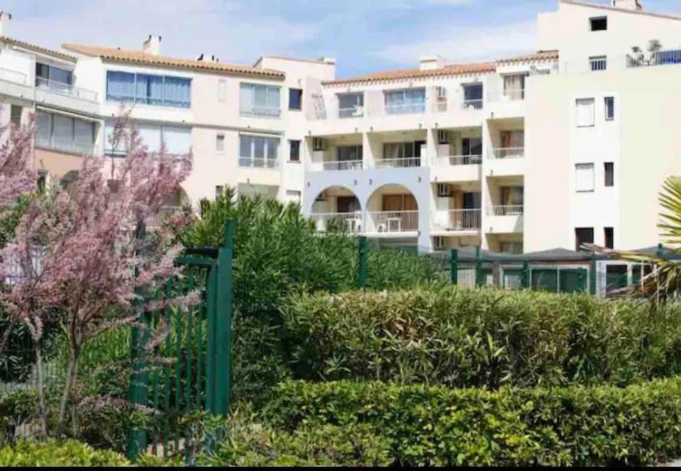 Superbe Appartement 6 Personnes Avec Piscine Secteur Richelieu, A 400M De La Plage Et A 650M Du Centre Port Агд Экстерьер фото